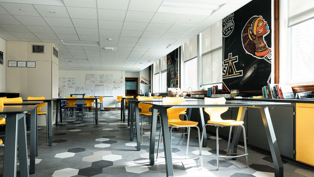 ICHS Science Lab - STEM Scholars 2.0 Partnership